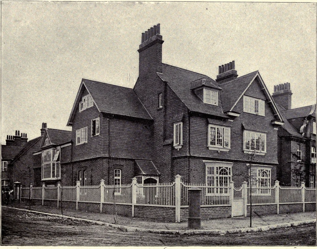 An illustration from Successful houses, 1906, leaf 132