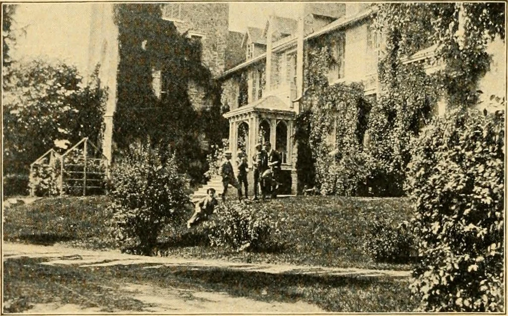 An illustration from Suggestions for beautifying home, village and roadway, 1900, leaf 9