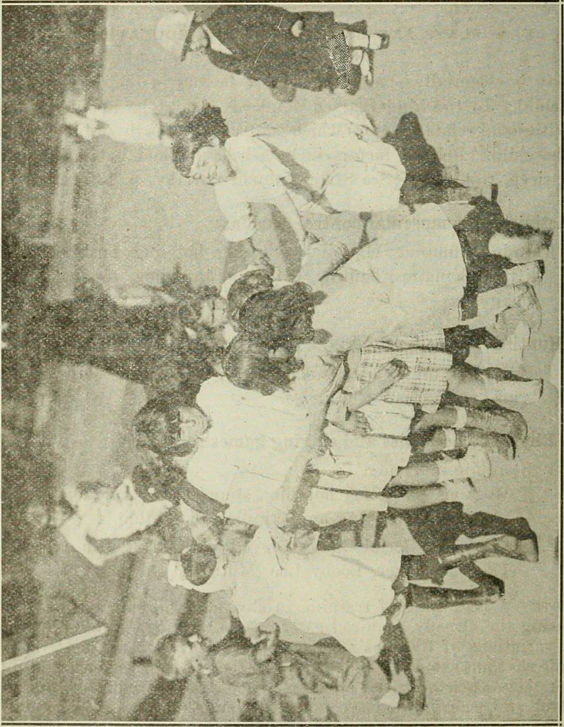 An illustration from A suggestive state course of study for kindergarten-primary grades, submitted at the request of the county and city superintendents of schools, 1922, leaf 127