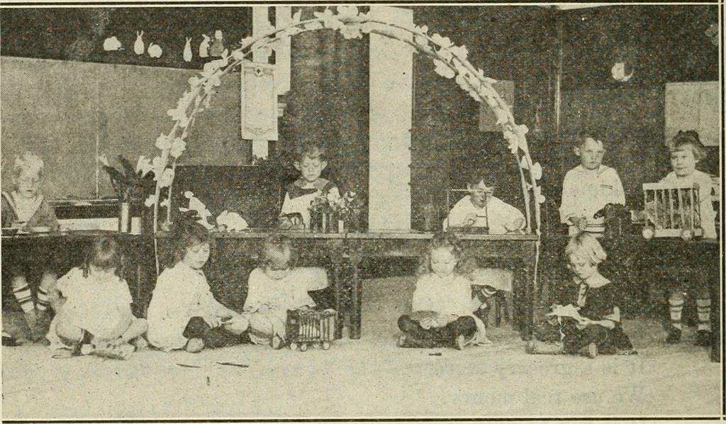 An illustration from A suggestive state course of study for kindergarten-primary grades, submitted at the request of the county and city superintendents of schools, 1922, leaf 145