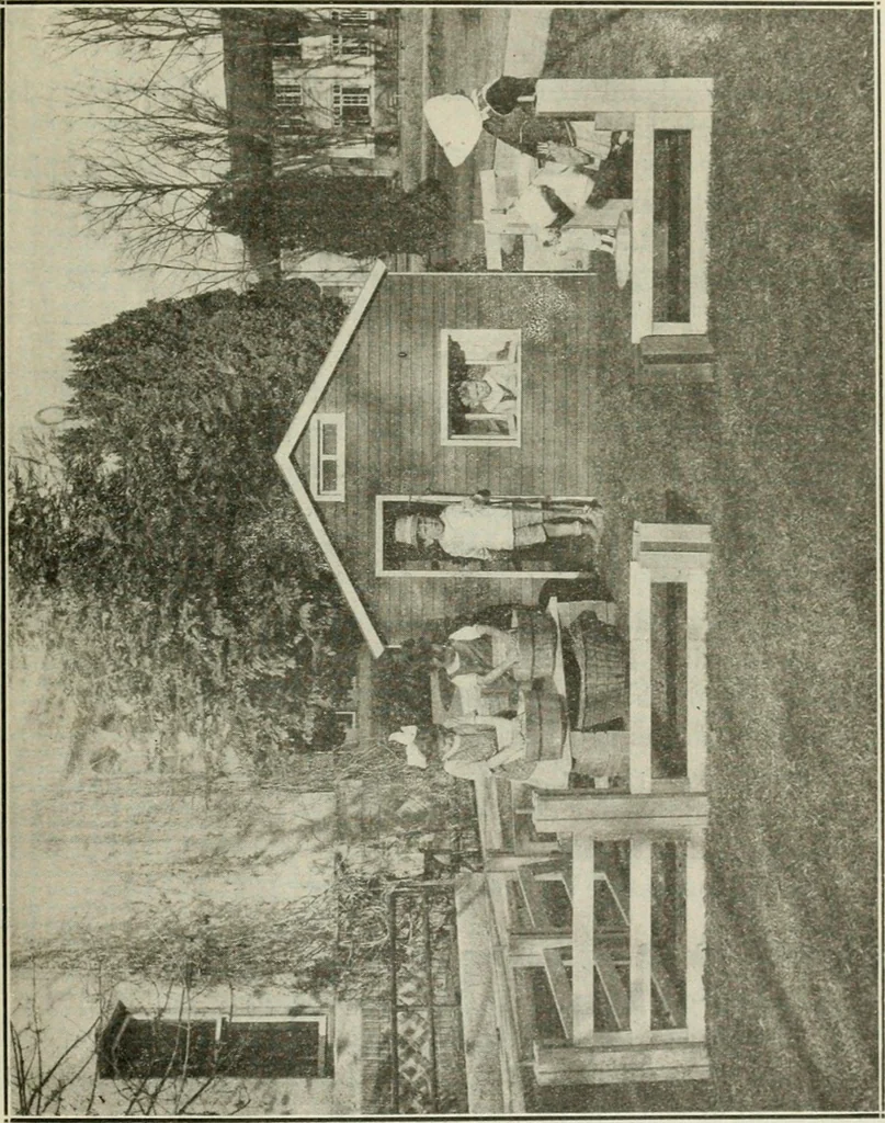 An illustration from A suggestive state course of study for kindergarten-primary grades, submitted at the request of the county and city superintendents of schools, 1922, leaf 34