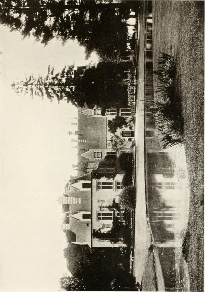 An illustration from A summer in Touraine, 1909, leaf 396