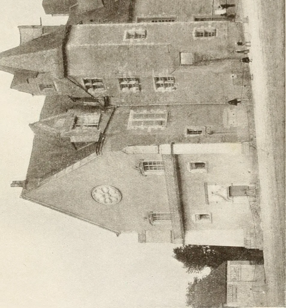 An illustration from A summer in Touraine, 1909, leaf 428