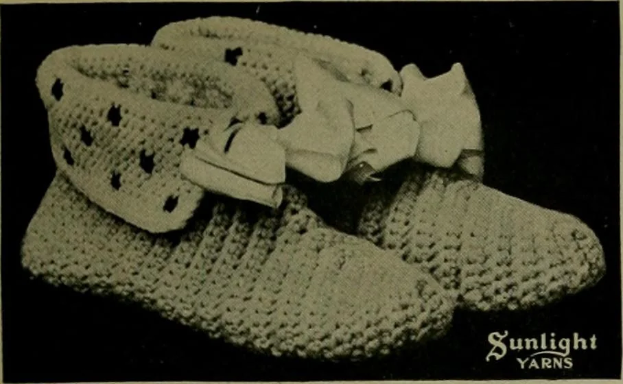 An illustration from The Sunlight book of knitting and crocheting, 1915, leaf 110