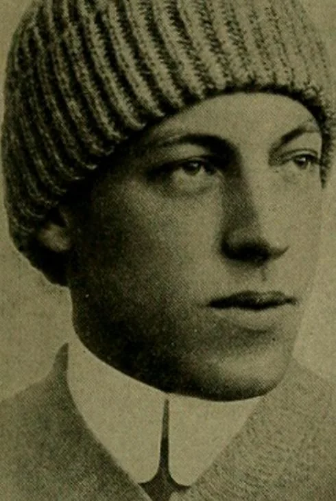 An illustration from The Sunlight book of knitting and crocheting, 1915, leaf 146