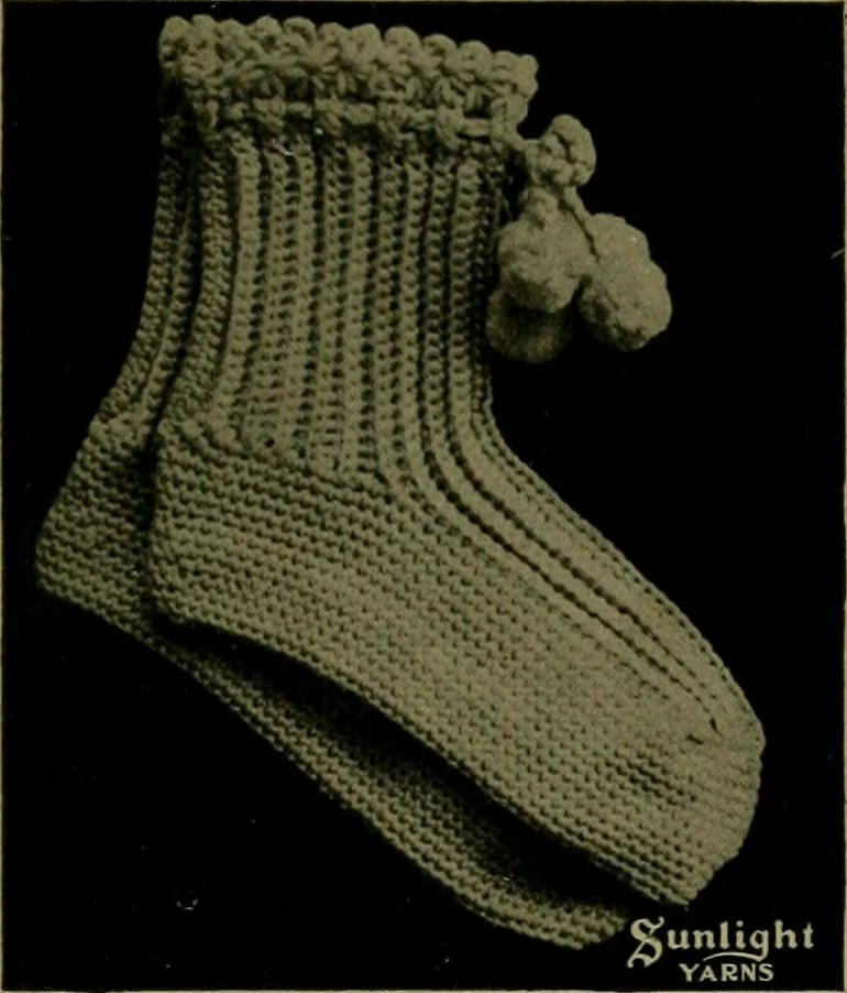 An illustration from The Sunlight book of knitting and crocheting, 1915, leaf 154