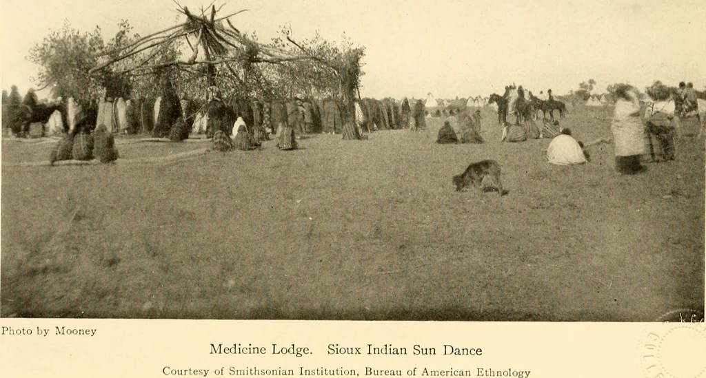 An illustration from Sun lore of all ages; a collection of myths and legends concerning the sun and its worship, 1914, leaf 322