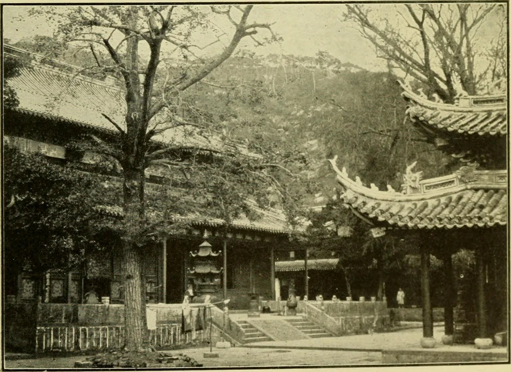 An illustration from Sun Yat Sen and the awakening of China, 1912, leaf 172