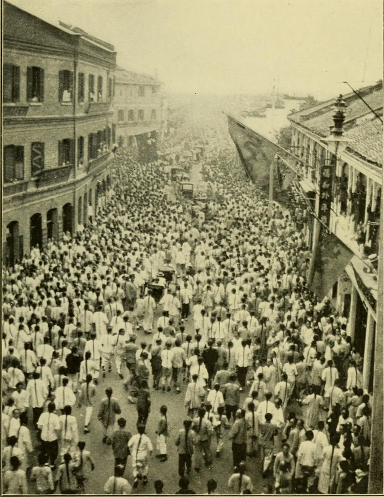 An illustration from Sun Yat Sen and the awakening of China, 1912, leaf 274
