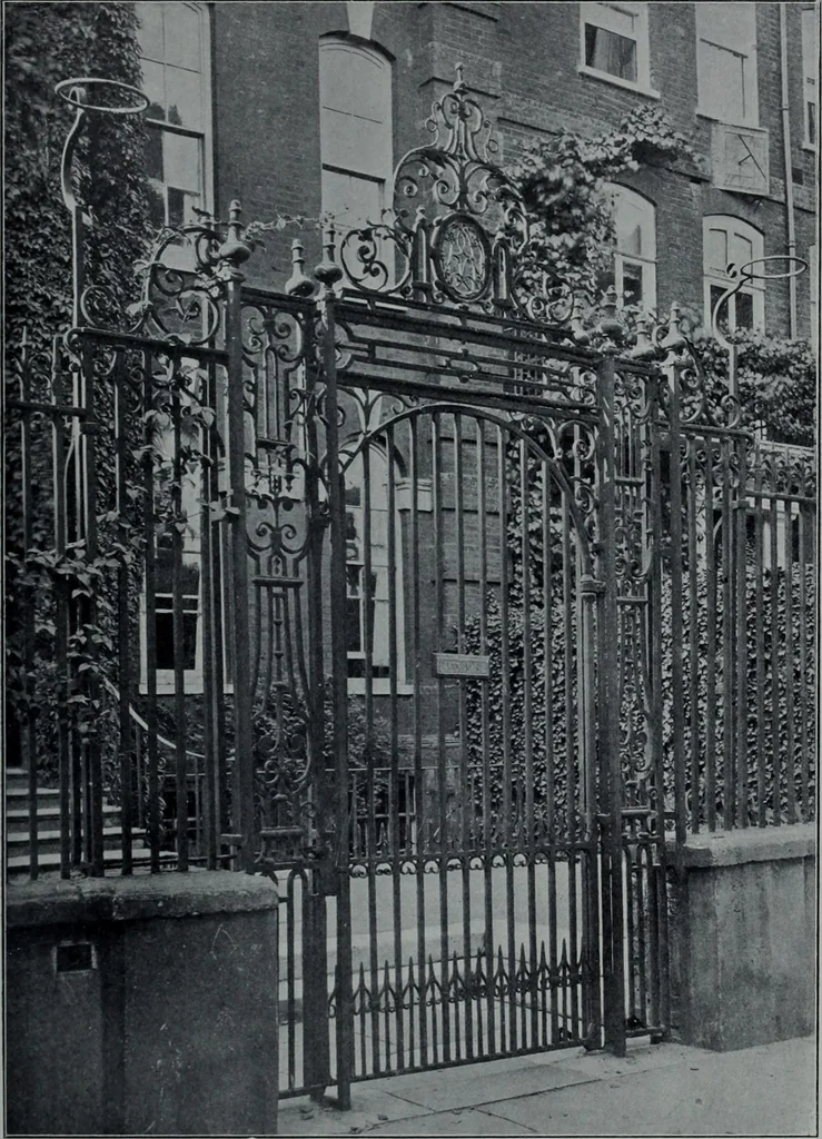An illustration from Survey of London, 1900, leaf 276