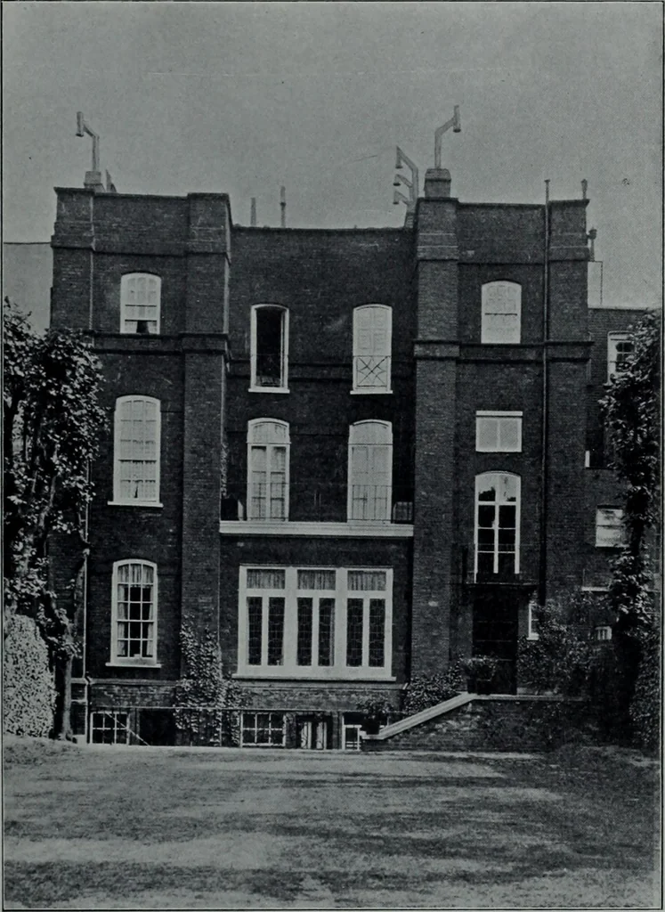 An illustration from Survey of London, 1900, leaf 280