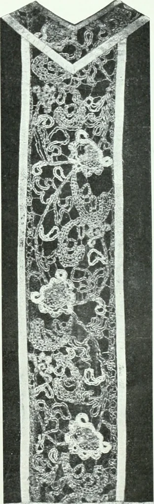 An illustration from Szepesvármegye müvészeti emlékei. A Müemlékek Országos Bizottsága támogatásával kiadja a Szepesvármegyei Történelmi Társulat; szerk. Vajdovszky János, 1905, leaf 360