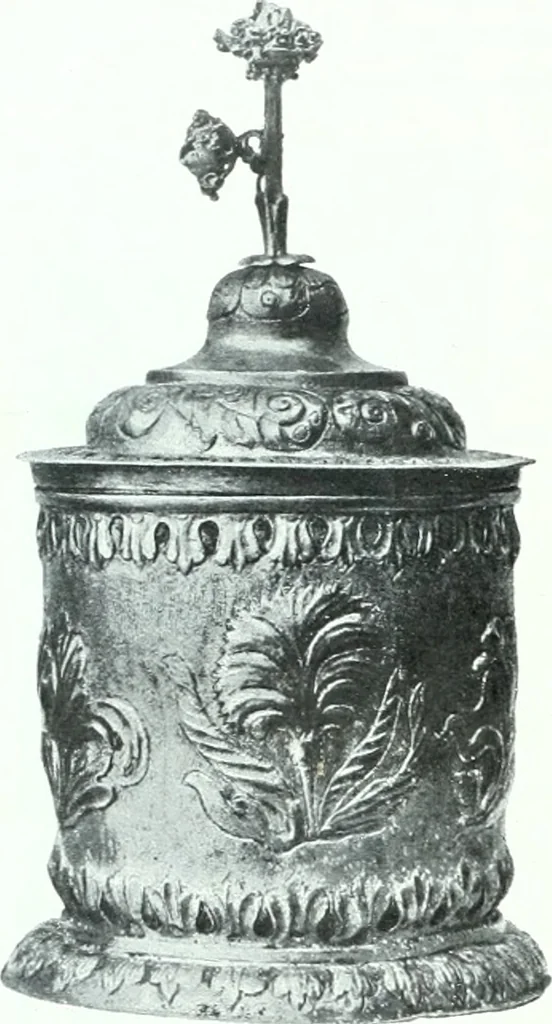 An illustration from Szepesvármegye müvészeti emlékei. A Müemlékek Országos Bizottsága támogatásával kiadja a Szepesvármegyei Történelmi Társulat; szerk. Vajdovszky János, 1905, leaf 369