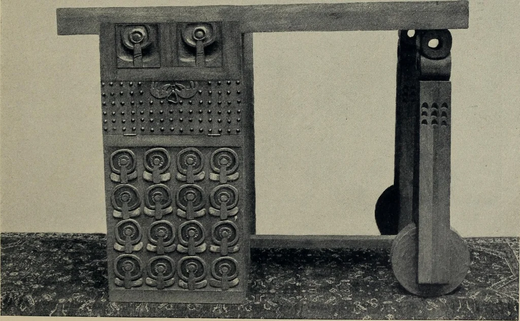 An illustration from Talachkino. L'art décoratif des ateliers de la Princesse Ténichef, 1906, leaf 132