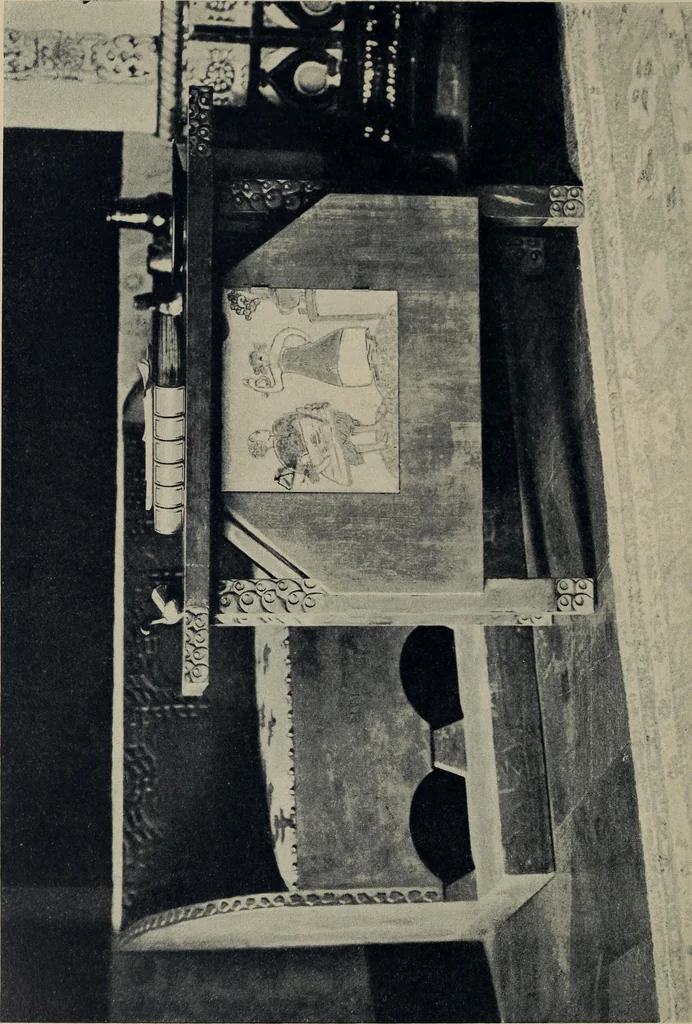 An illustration from Talachkino. L'art décoratif des ateliers de la Princesse Ténichef, 1906, leaf 133