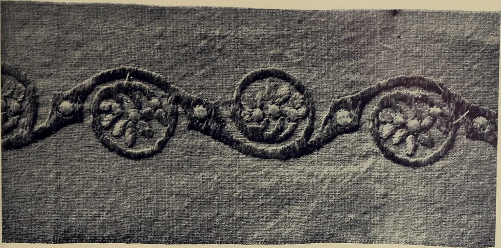 An illustration from Talachkino. L'art décoratif des ateliers de la Princesse Ténichef, 1906, leaf 152