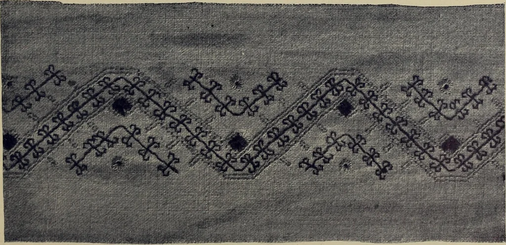 An illustration from Talachkino. L'art décoratif des ateliers de la Princesse Ténichef, 1906, leaf 166