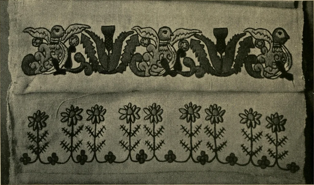 An illustration from Talachkino. L'art décoratif des ateliers de la Princesse Ténichef, 1906, leaf 233