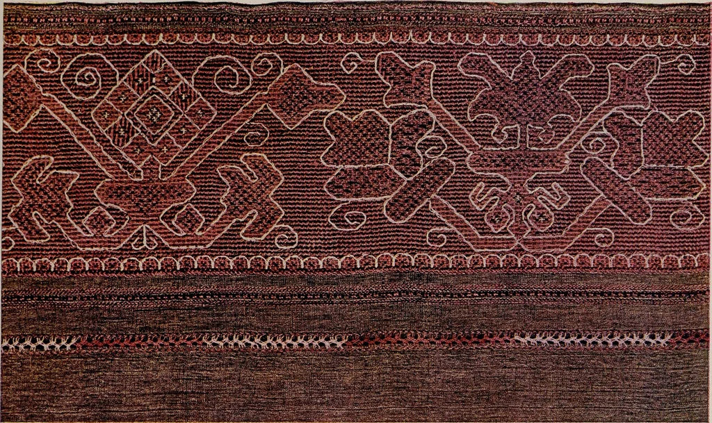 An illustration from Talachkino. L'art décoratif des ateliers de la Princesse Ténichef, 1906, leaf 60