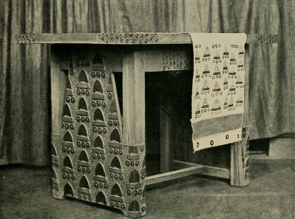 An illustration from Talachkino. L'art décoratif des ateliers de la Princesse Ténichef, 1906, leaf 76