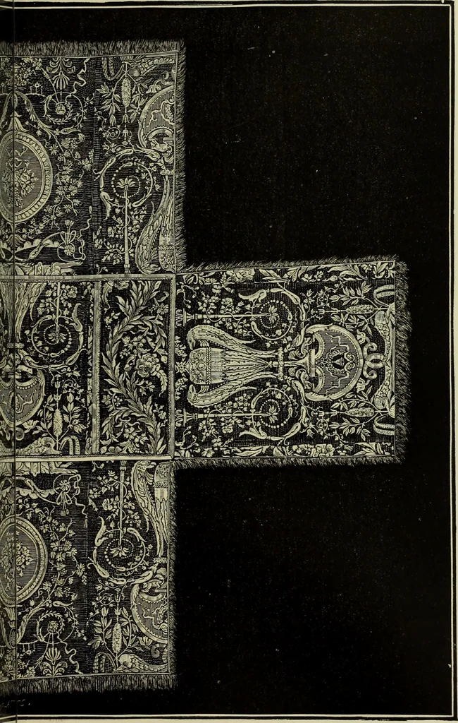 An illustration from Tapisseries, broderies et dentelles; recueil de modeles anciens et modernes, 1890, leaf 212