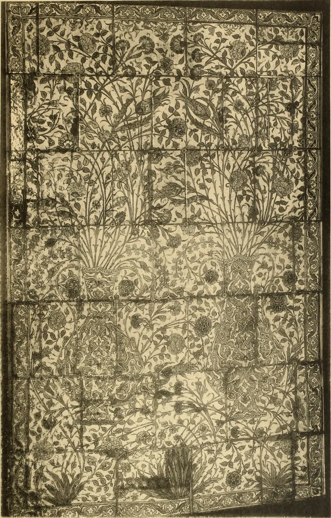 An illustration from Tapis, tissus & faïences orientales, suite des Dessins de tissus (Europe, XVIIIe & XIXe siècles), 1900, leaf 110