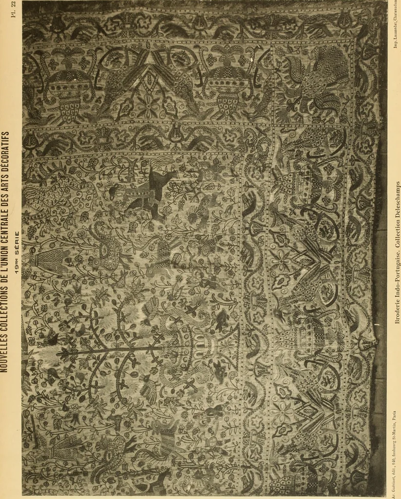 An illustration from Tapis, tissus & faïences orientales, suite des Dessins de tissus (Europe, XVIIIe & XIXe siècles), 1900, leaf 46