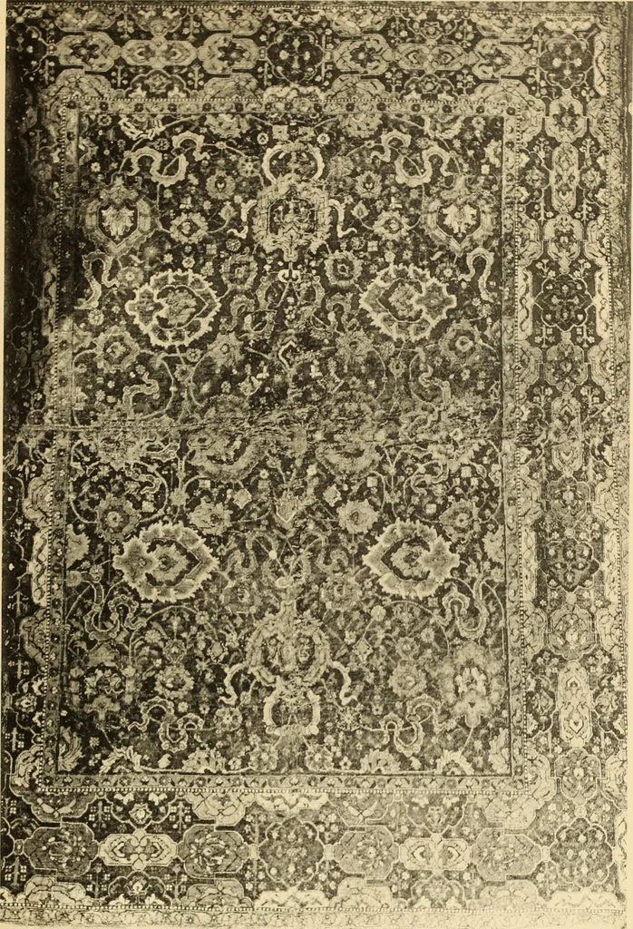 An illustration from Tapis, tissus & faïences orientales, suite des Dessins de tissus (Europe, XVIIIe & XIXe siècles), 1900, leaf 58
