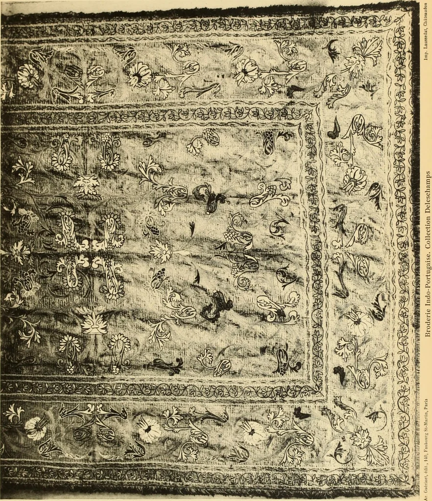 An illustration from Tapis, tissus & faïences orientales, suite des Dessins de tissus (Europe, XVIIIe & XIXe siècles), 1900, leaf 76
