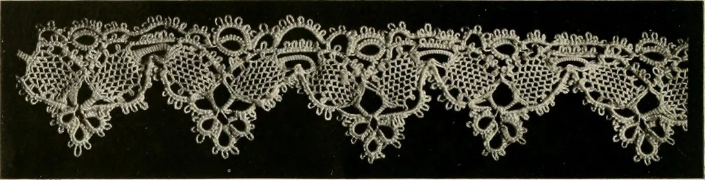 An illustration from T.B.C. instructions and designs for tatting, 1916, leaf 35