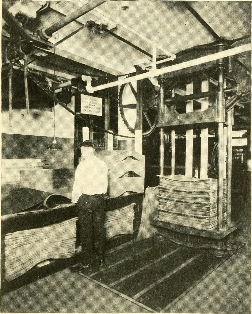 An illustration from Tempered clothing--an investment in good appearance, 1921, leaf 34