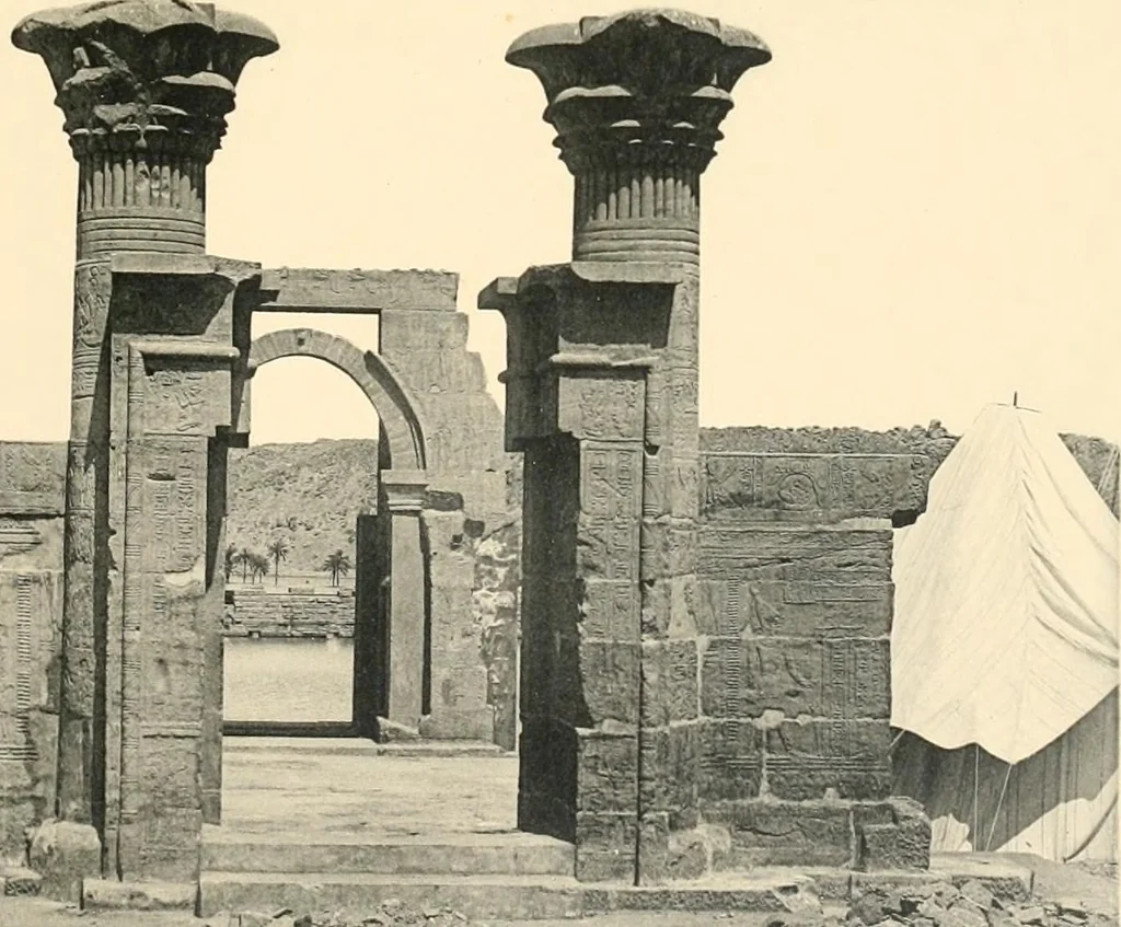 An illustration from The temple of Bîgeh, 1915, leaf 124