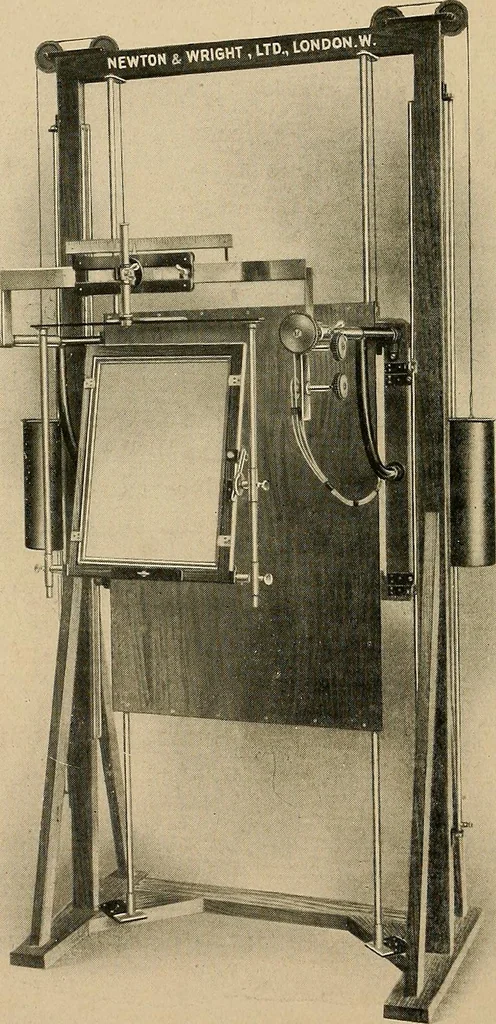An illustration from A text-book of radiology, 1915, leaf 177