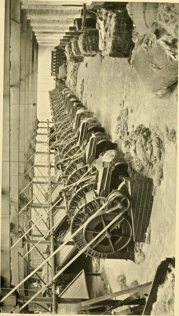 An illustration from The textile industries : a practical guide to fibres, yarns & fabrics in every branch of textile manufacture, including preparation of fibres, spinning, doubling, designing, weaving, bleaching, printing, dyeing and finishing, 1910, leaf 36