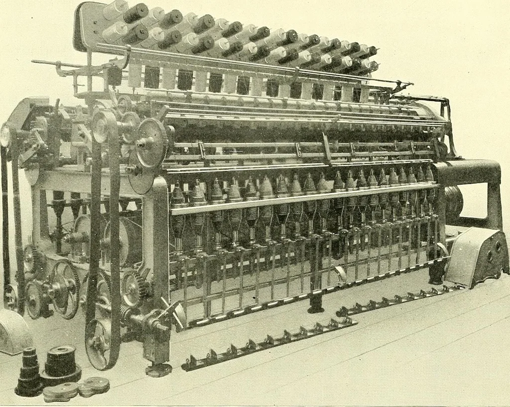 An illustration from The textile industries : a practical guide to fibres, yarns & fabrics in every branch of textile manufacture, including preparation of fibres, spinning, doubling, designing, weaving, bleaching, printing, dyeing and finishing, 1910, leaf 216