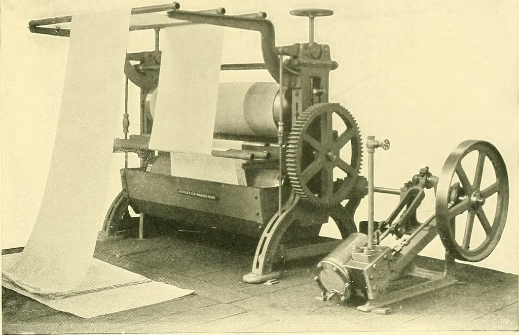 An illustration from The textile industries : a practical guide to fibres, yarns & fabrics in every branch of textile manufacture, including preparation of fibres, spinning, doubling, designing, weaving, bleaching, printing, dyeing and finishing, 1910, leaf 112