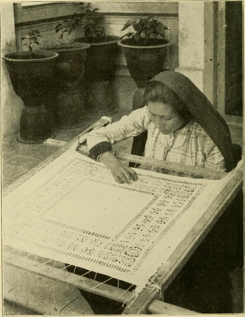 An illustration from Textiles and clothing, 1910, leaf 177