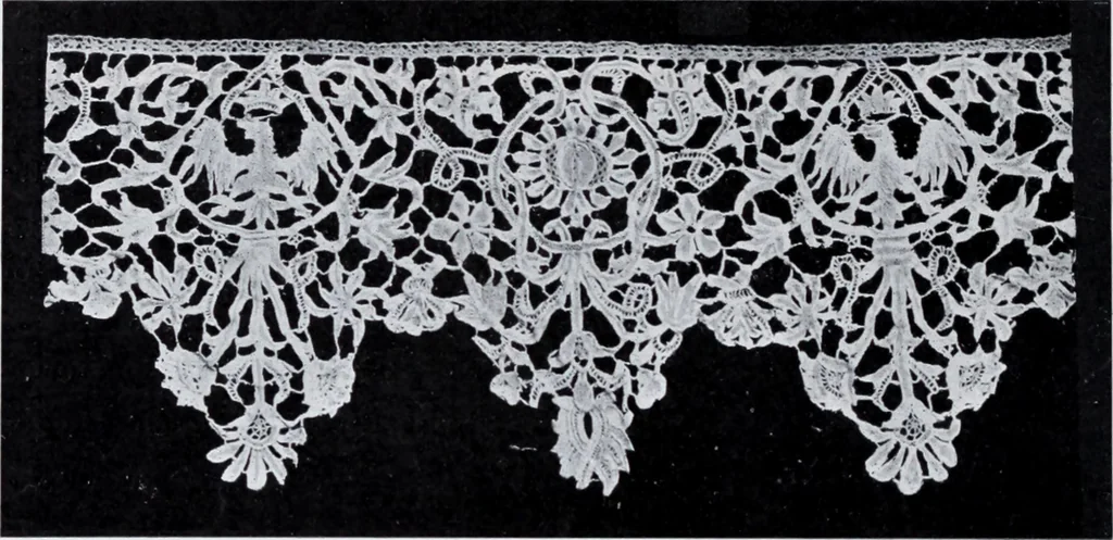 An illustration from Textilsammlung Iklé Katalog. Industrie- u. Gewerbemuseum St. Gallen, 1908, 1908, leaf 157