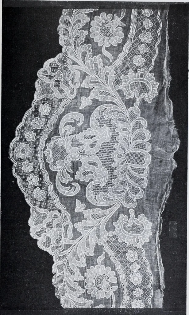 An illustration from Textilsammlung Iklé Katalog. Industrie- u. Gewerbemuseum St. Gallen, 1908, 1908, leaf 192