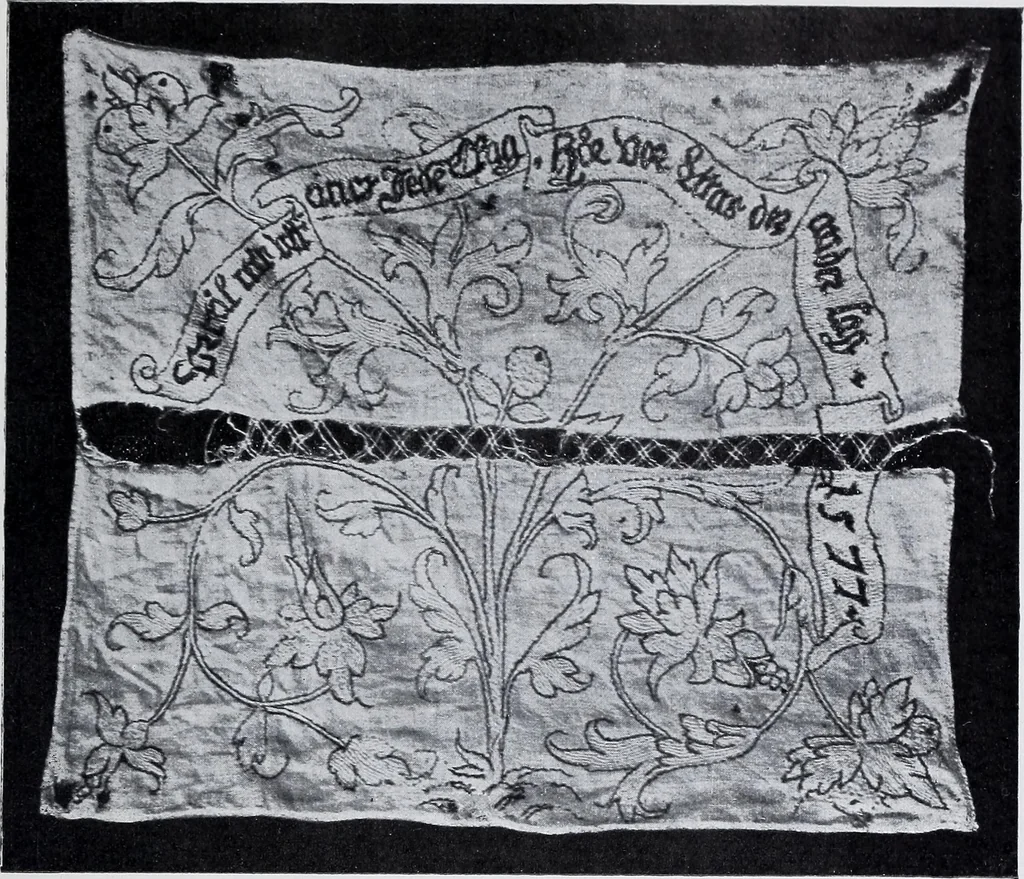 An illustration from Textilsammlung Iklé Katalog. Industrie- u. Gewerbemuseum St. Gallen, 1908, 1908, leaf 242