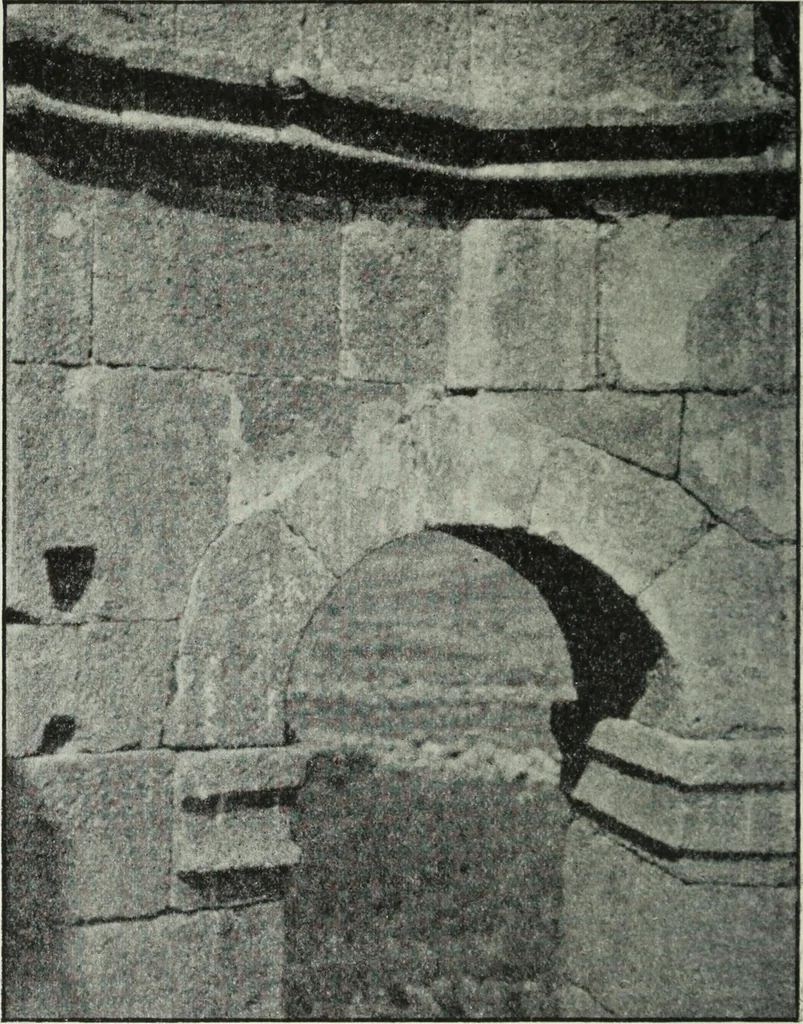 An illustration from The thousand and one churches, 1919, leaf 123