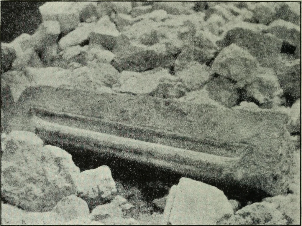 An illustration from The thousand and one churches, 1919, leaf 131