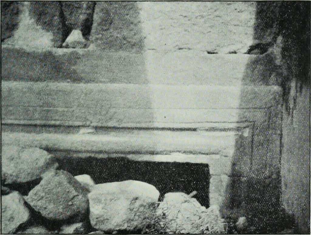 An illustration from The thousand and one churches, 1919, leaf 164