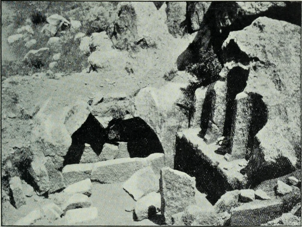 An illustration from The thousand and one churches, 1919, leaf 216