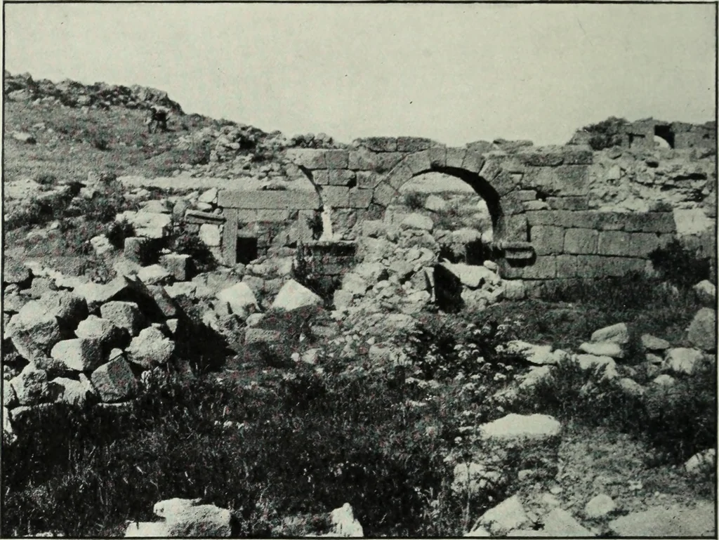 An illustration from The thousand and one churches, 1919, leaf 265