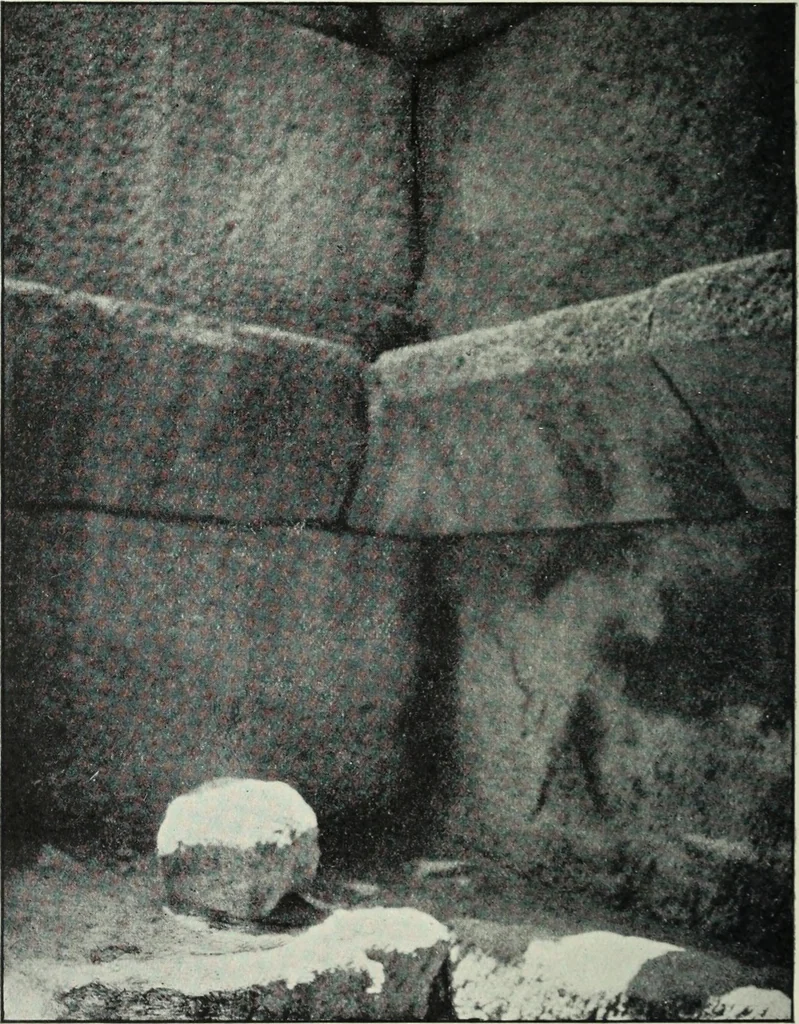 An illustration from The thousand and one churches, 1919, leaf 267