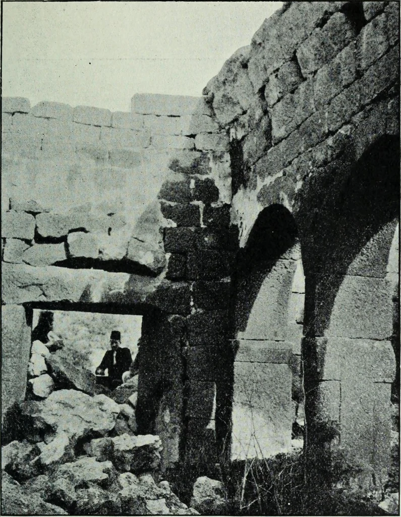 An illustration from The thousand and one churches, 1919, leaf 304