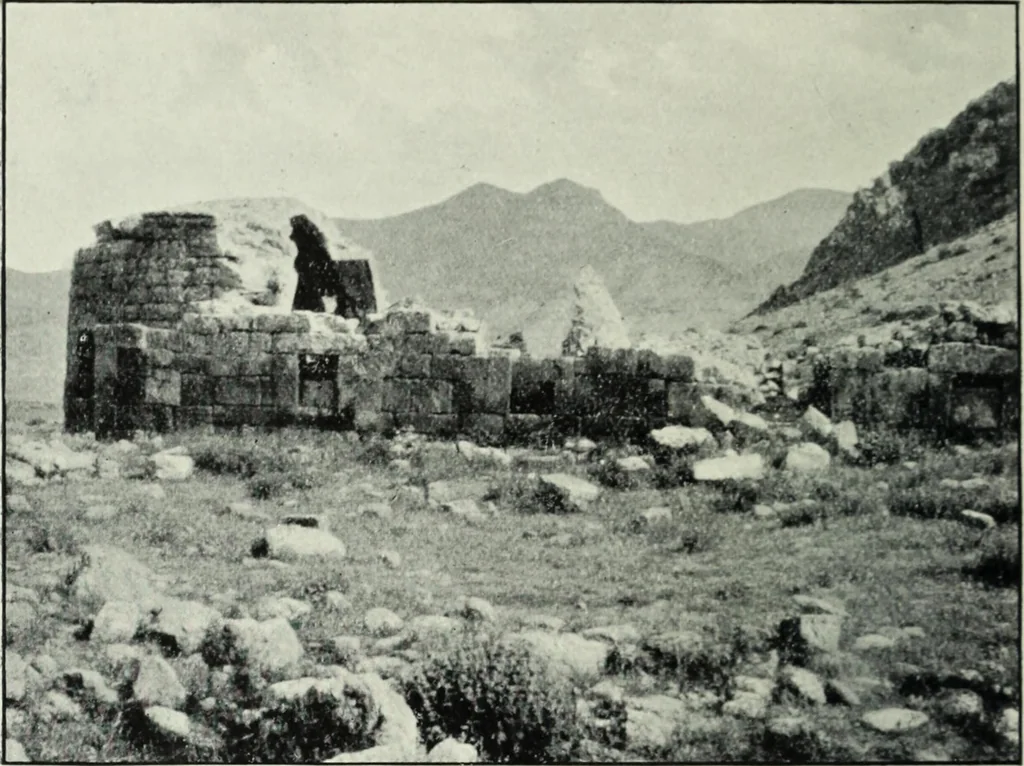 An illustration from The thousand and one churches, 1919, leaf 95