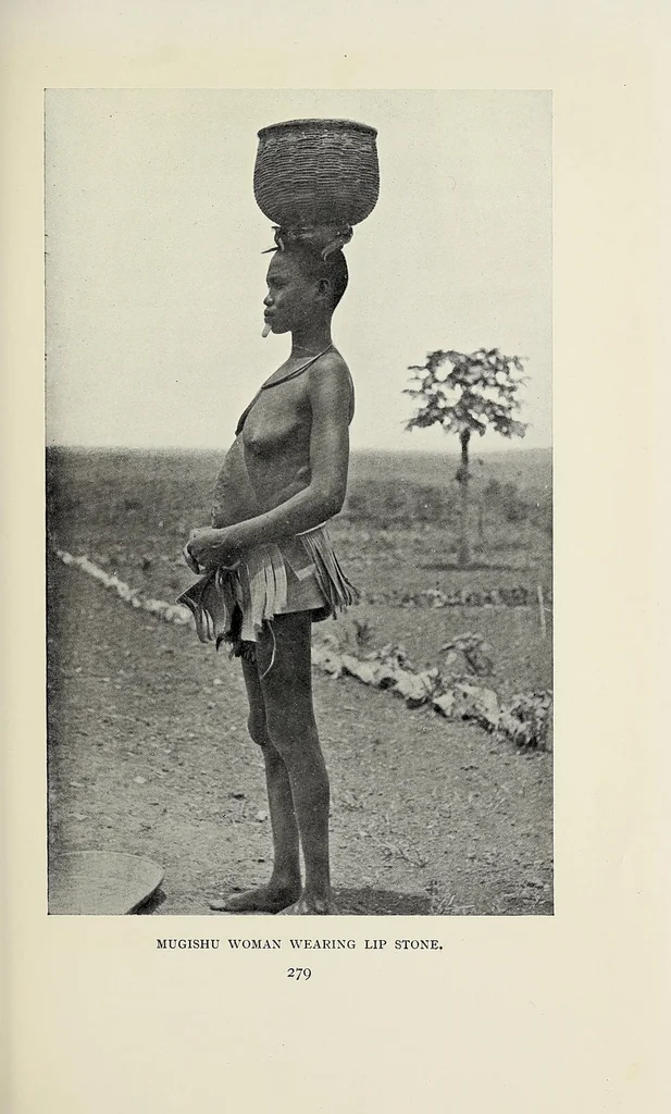 An illustration from Through Uganda to Mount Elgon, 1909, leaf 283
