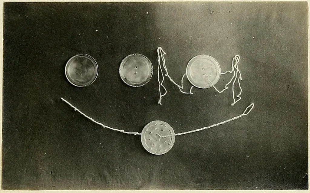 An illustration from Tin can toys and how to make them, 1916, leaf 28